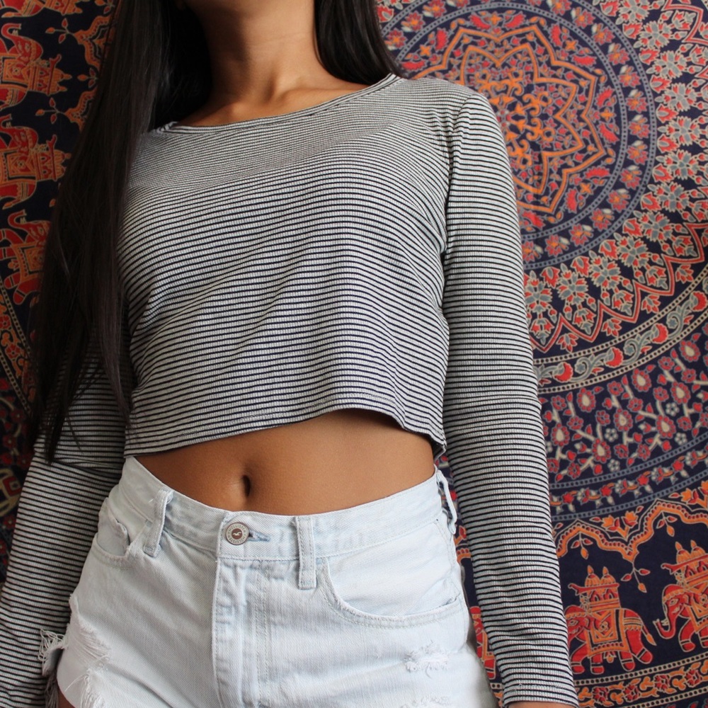 Gray & black striped cropped sweater, rarely used